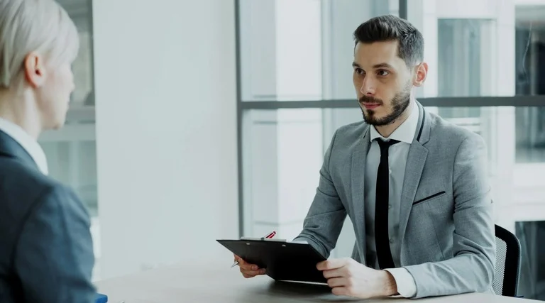 Quanto custa contratar um advogado imobiliário em Curitiba?